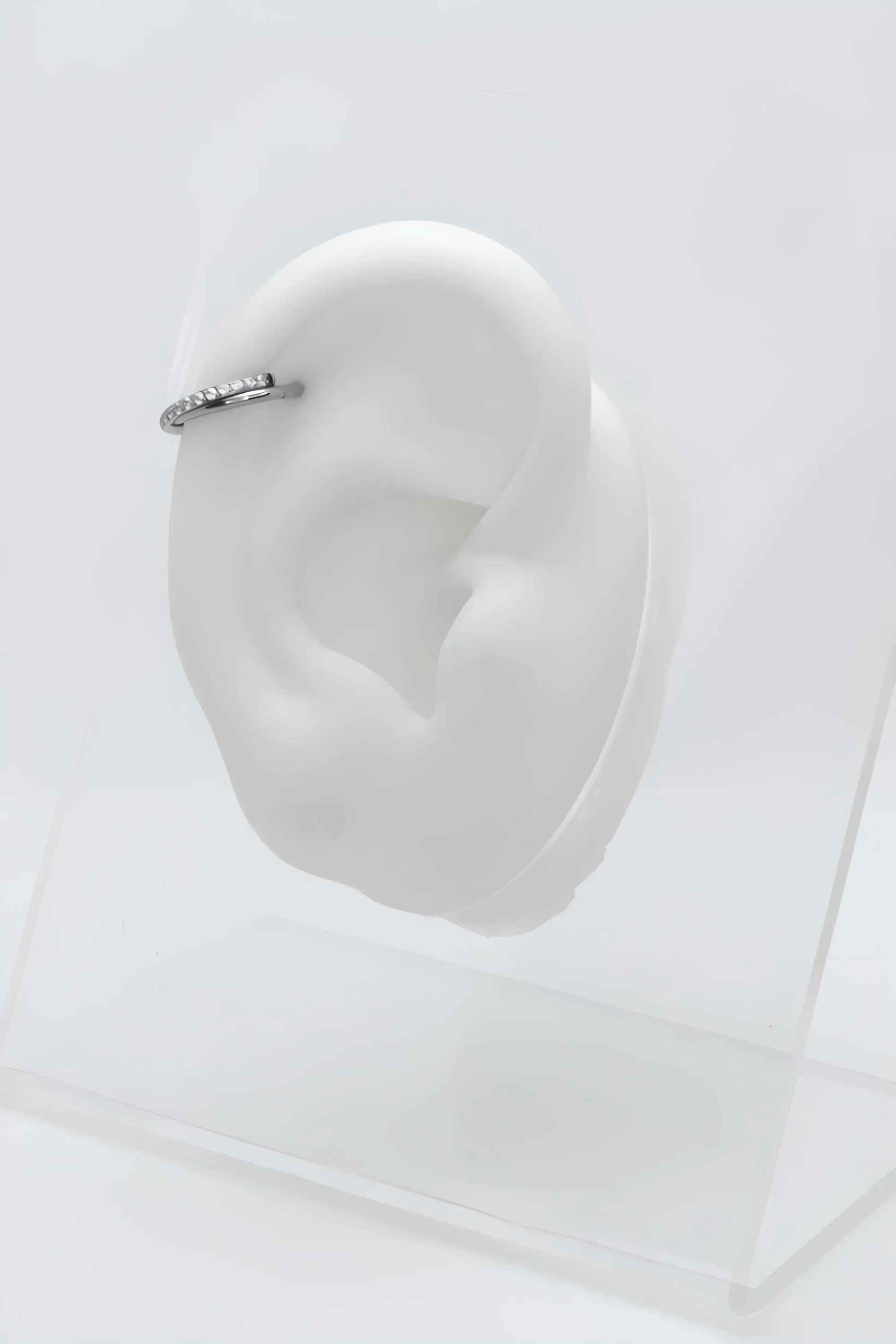 Anneau Piercing hélix titane