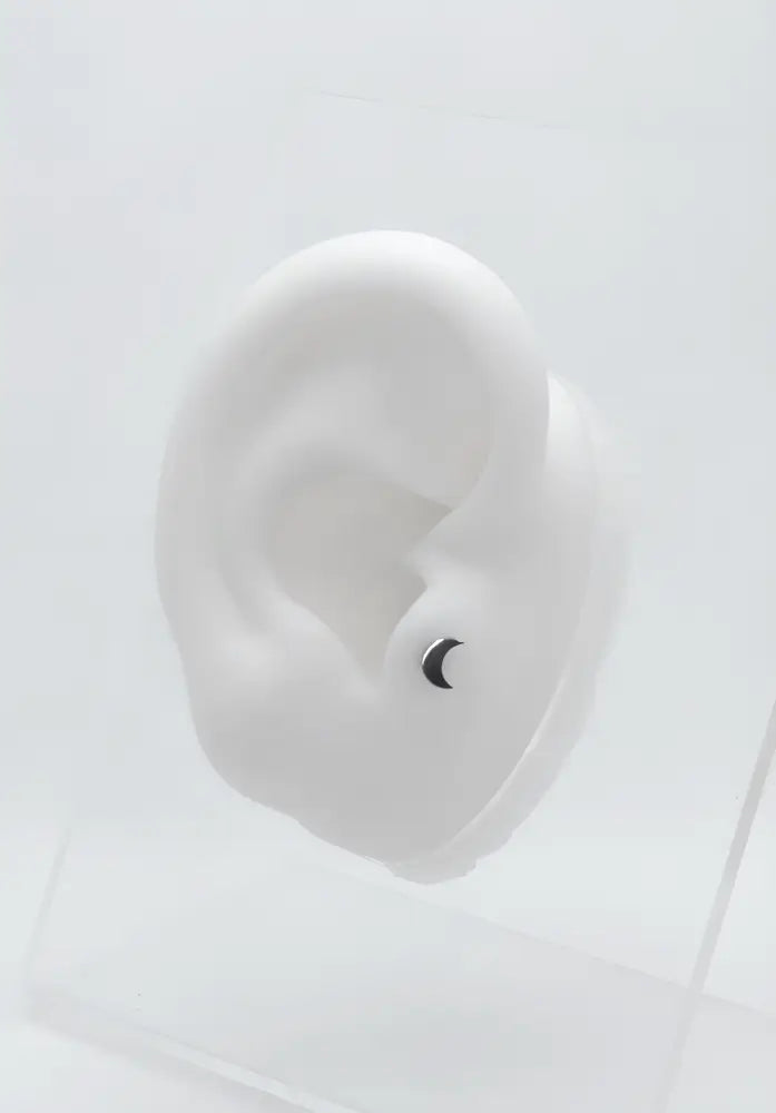 piercing tragus lune titane