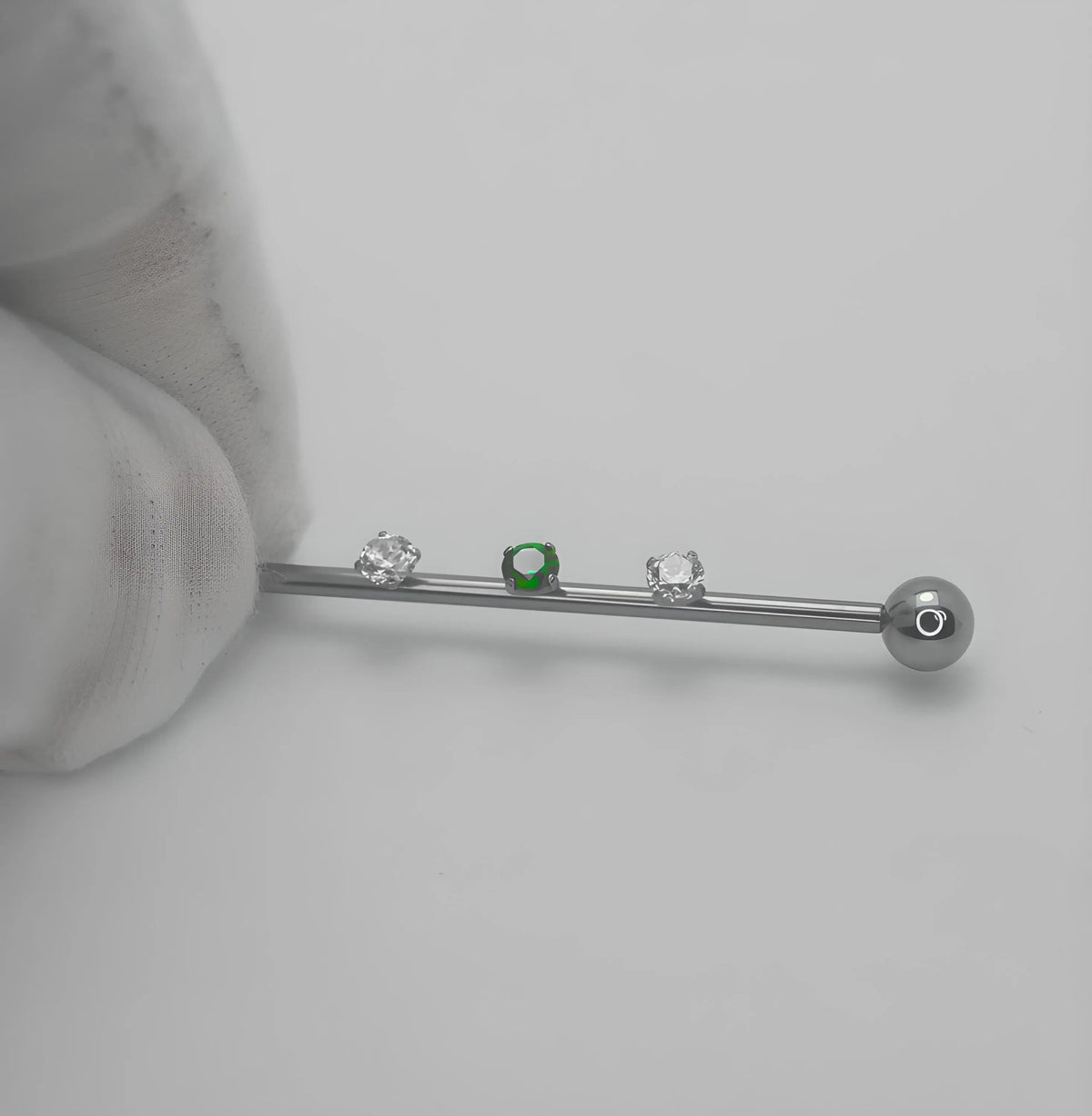 Piercing industriel en titane argenté 38 mm | En stock ! | Seizmont Piercing industriel en titane argenté 38 mm | En stock ! | Seizmont