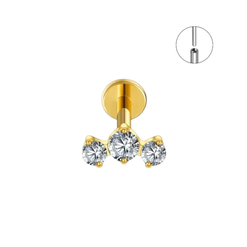 Piercing hélix Telma en titane ASTM F-136 PVD or avec système threadless et trio de zirconiums