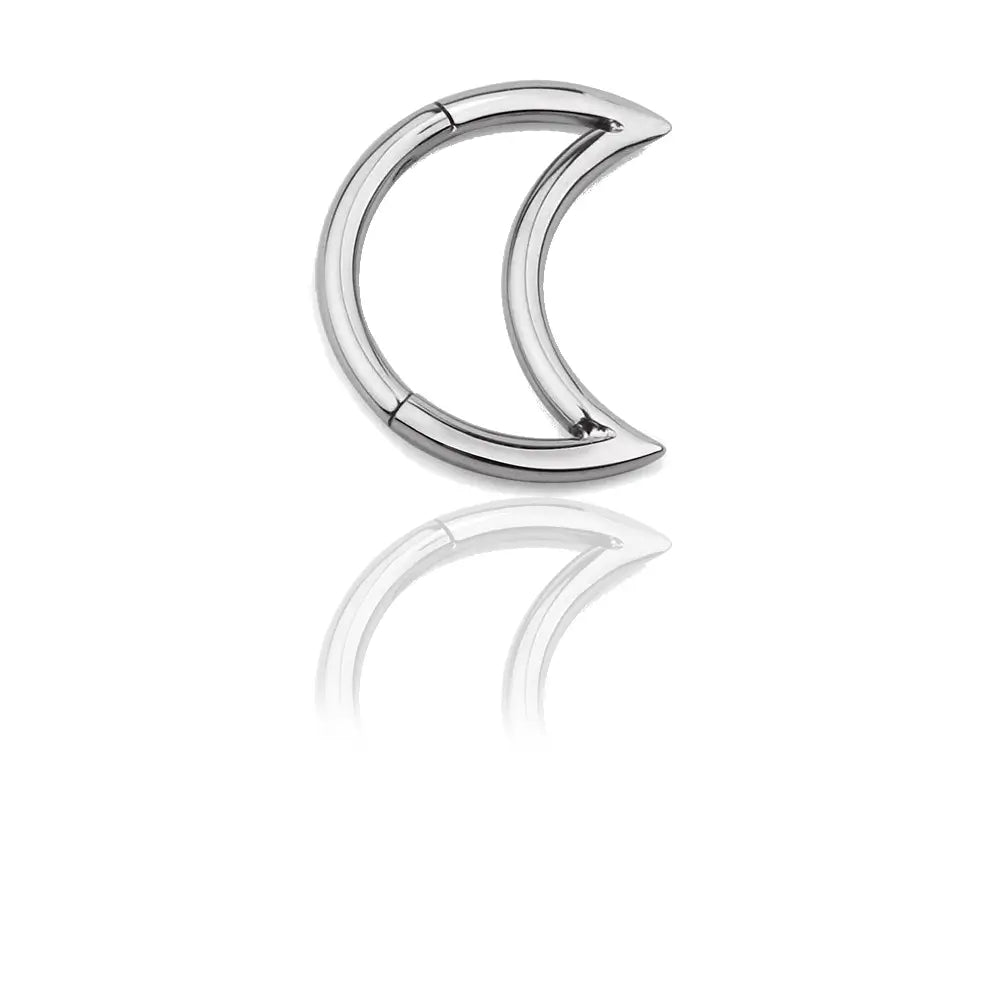 Piercing oreille lune